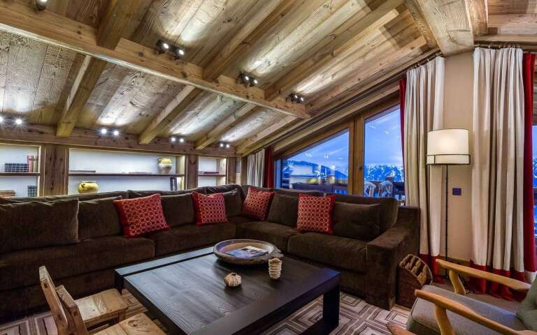 luxury alpine retreat chalet for weekly rentals in Courchevel, French Alps