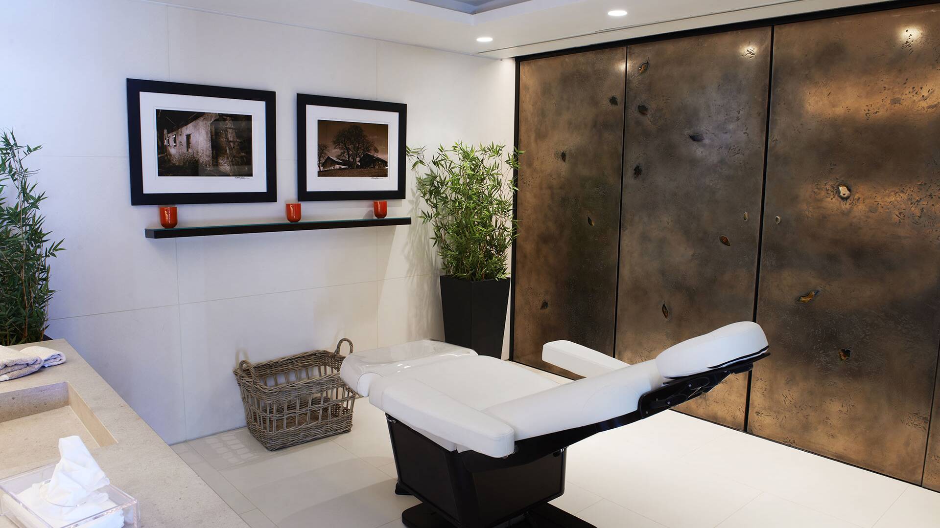 massage room