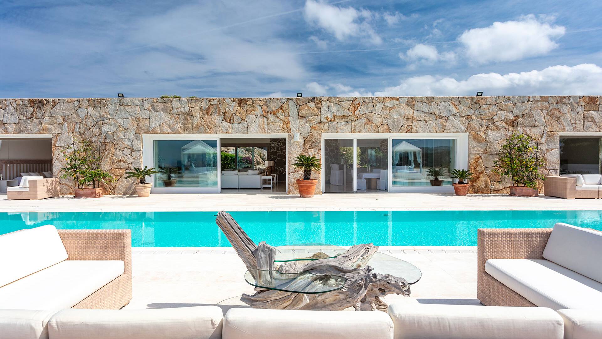 luxury vacation villa Taurus for weekly rentals in Sardinia