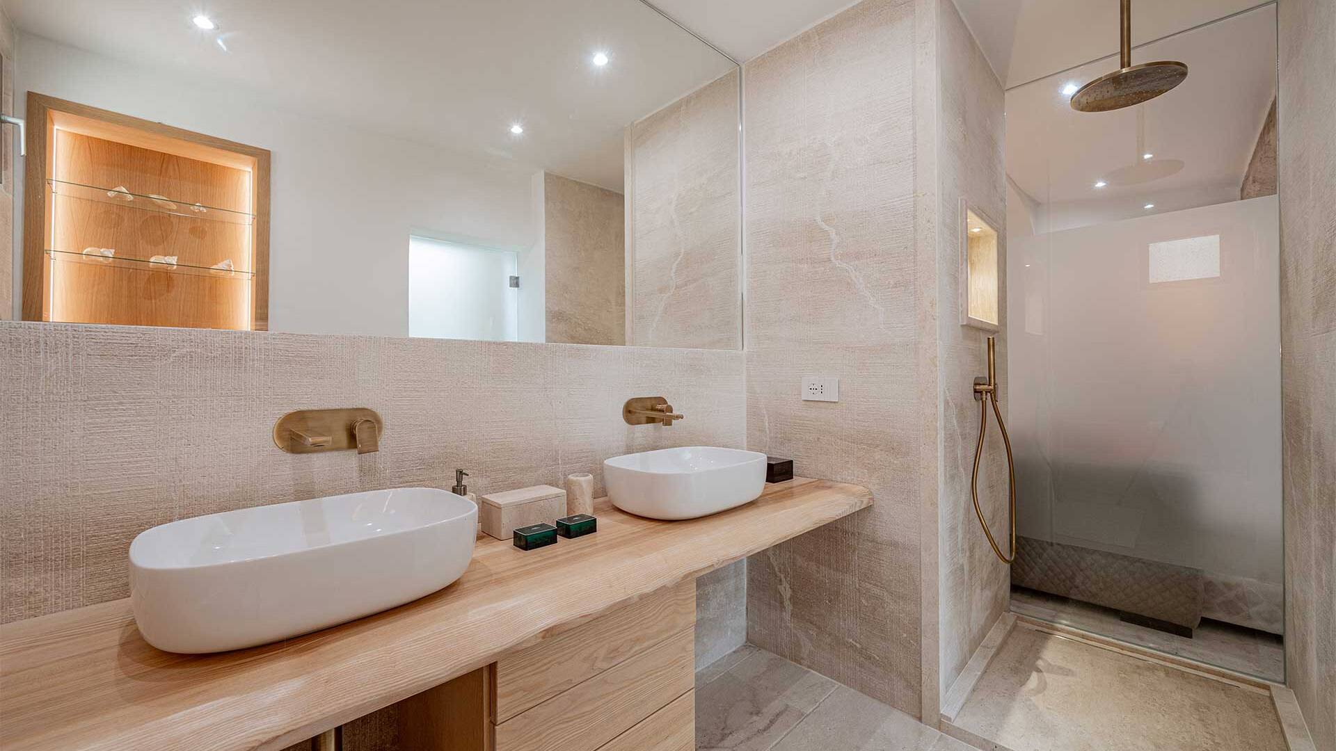 luxury villa rental holiday sardinia double  bathroom 