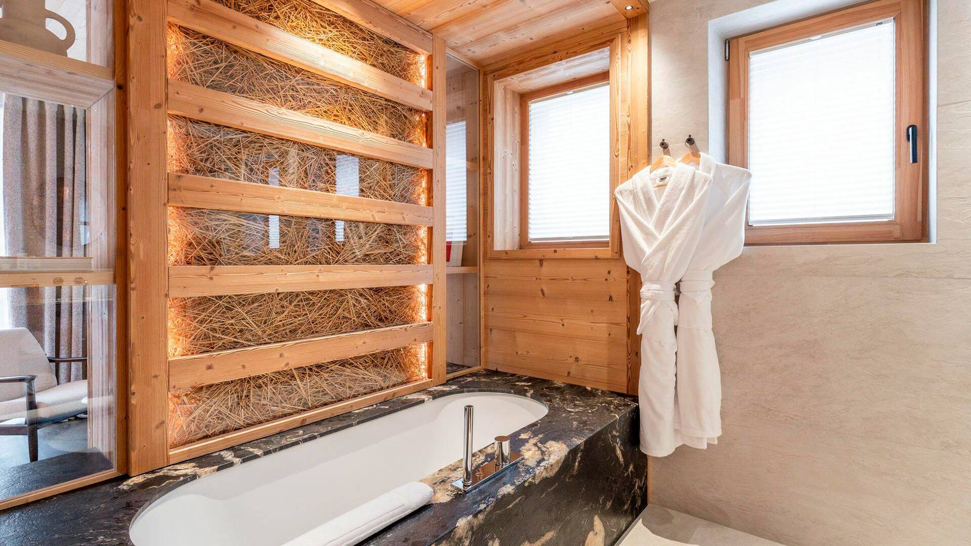 en suite bathroom with bath tub