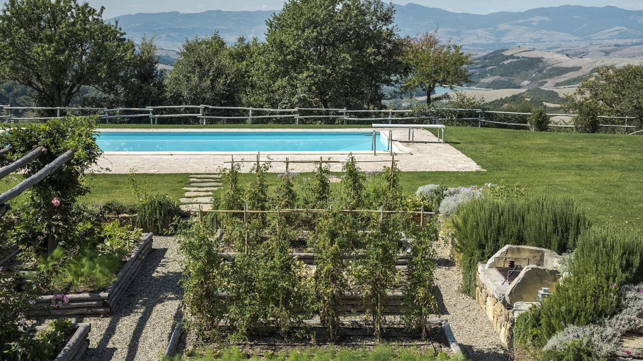 Luxury Villa Armonia For Rent In Tuscany San Casciano Dei Bagni Home In Italy 8604