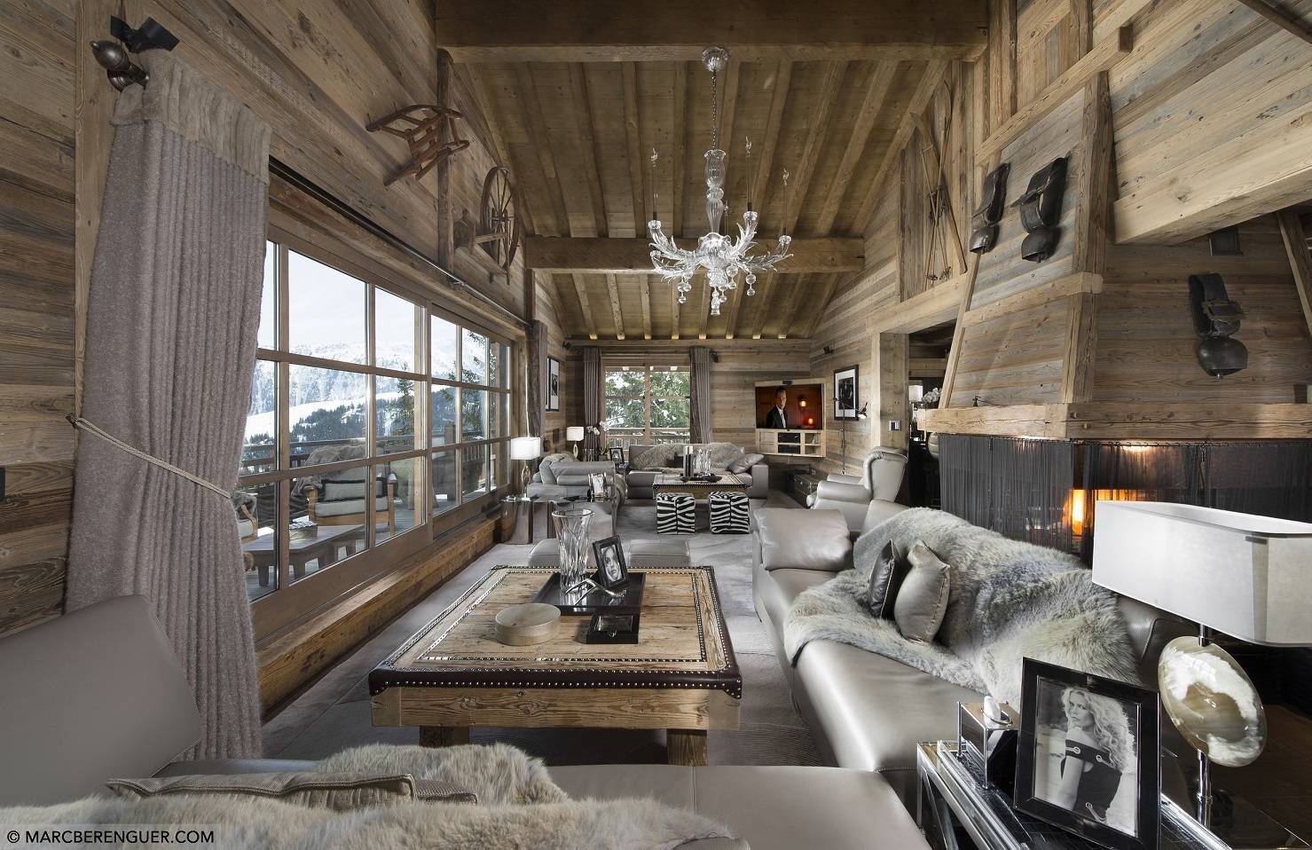 luxury Chalet Ébène for rent in Courchevel, French Alps