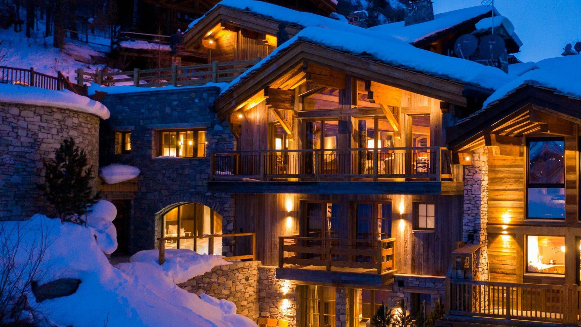 luxury Chalet Aulnes for rent in Val d'Isère, French Alps