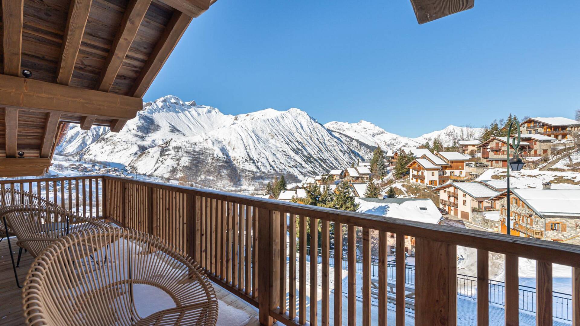 luxury Chalet Peuplier near 3 Valleys ski area