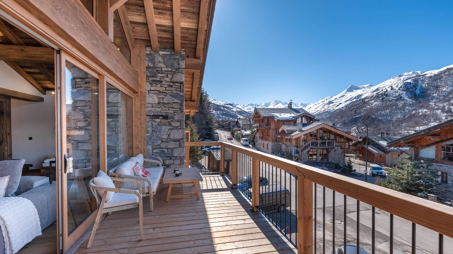 luxury alpine retreat Chalet Flaubert for rent in Saint Martin de Belleville, French Alps